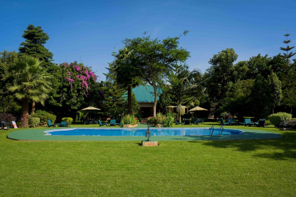 Piscine du Country lodge à Karatu